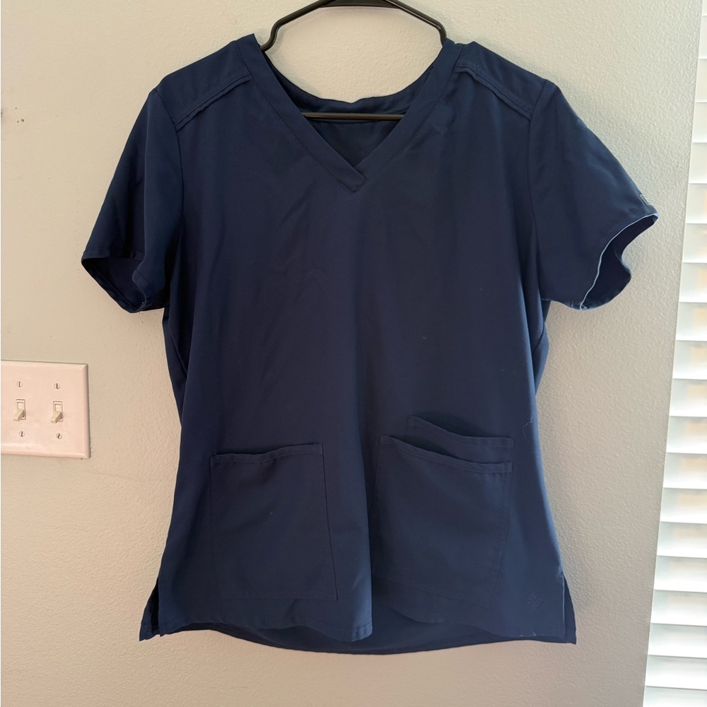 Med Couture Navy V-Neck Short Sleeve Scrub Top